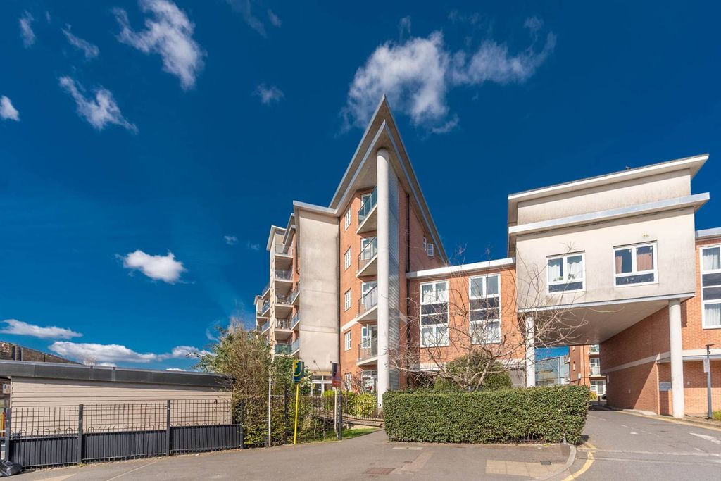 Property photo 3 of 7