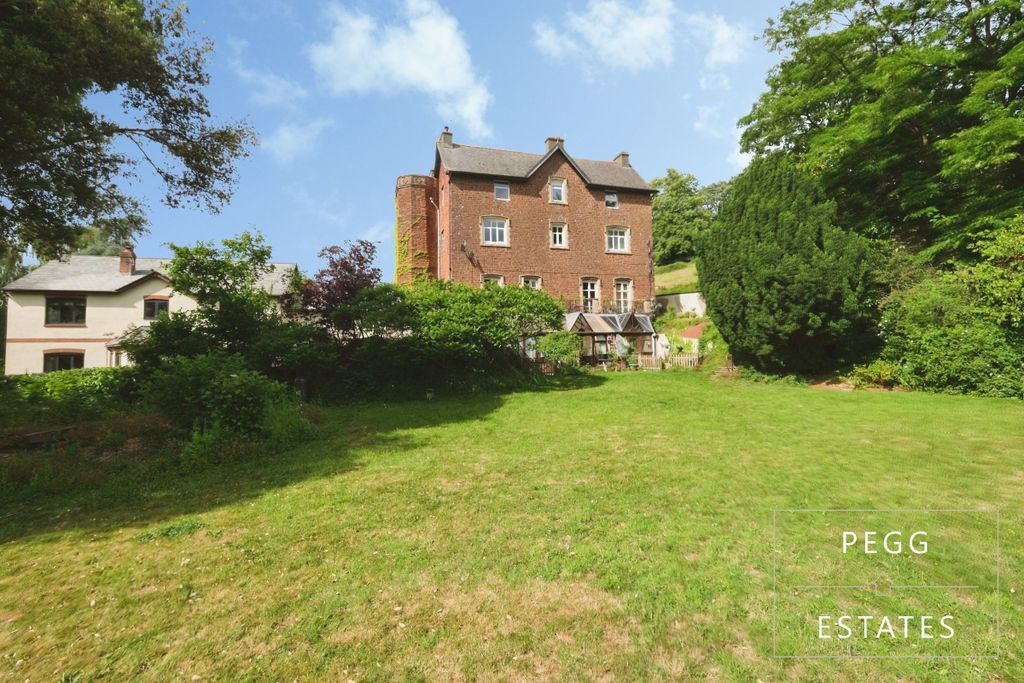Property photo 1 of 23