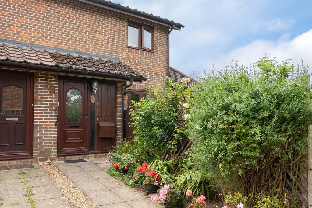 Property photo 1 of 13 Dsc06472