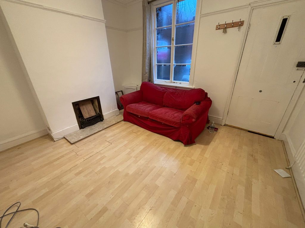 Property photo 2 of 7 Image