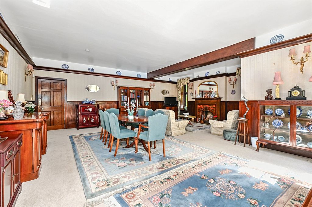 Property photo 2 of 14 Living Room