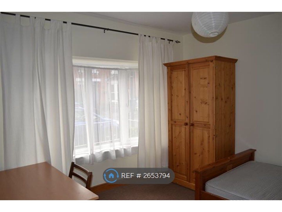 Property photo 3 of 6