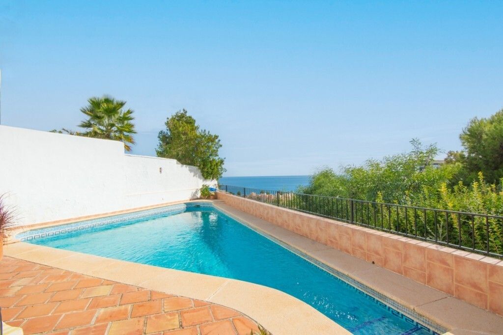 Property photo 1 of 10 Private Pool