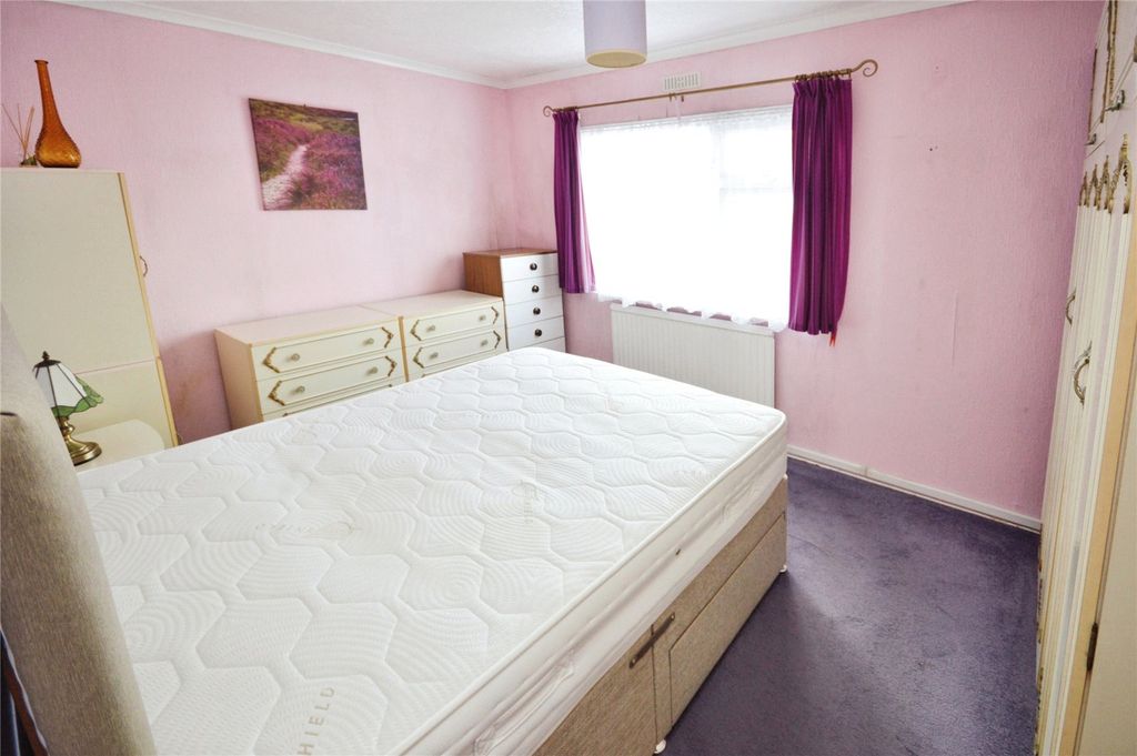 Property photo 3 of 12 Bedroom 1