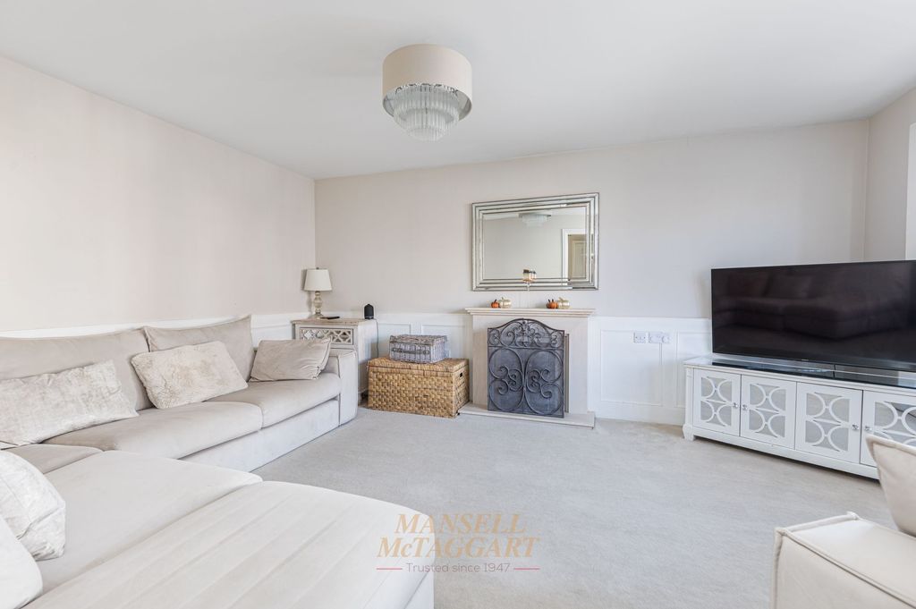 Property photo 3 of 30