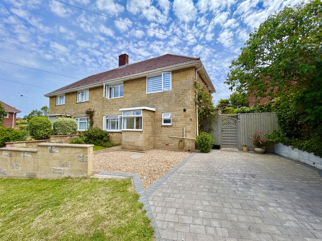 Property photo 1 of 26