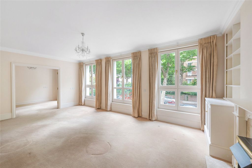 Property photo 3 of 11 Reception Room