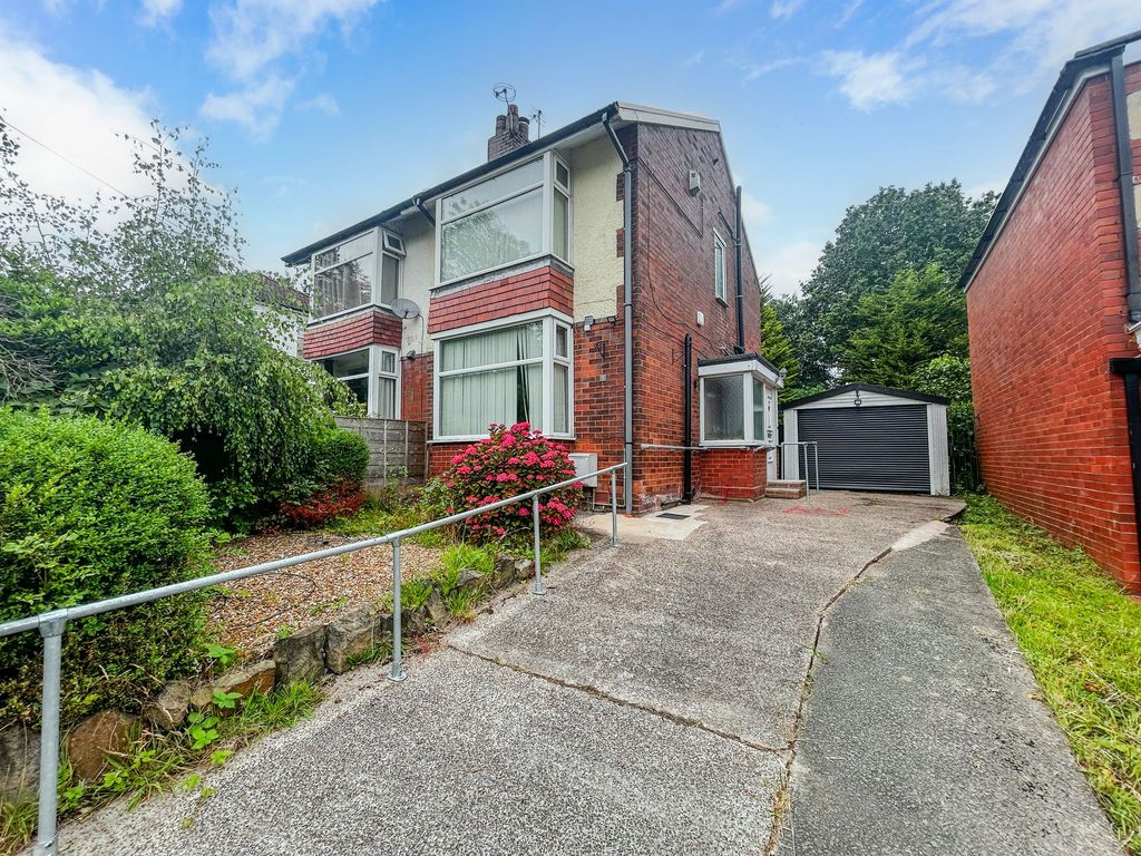 Property photo 1 of 11