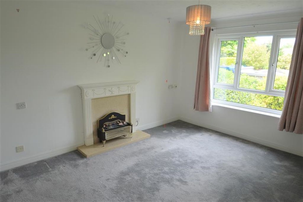 Property photo 3 of 8 (Main)