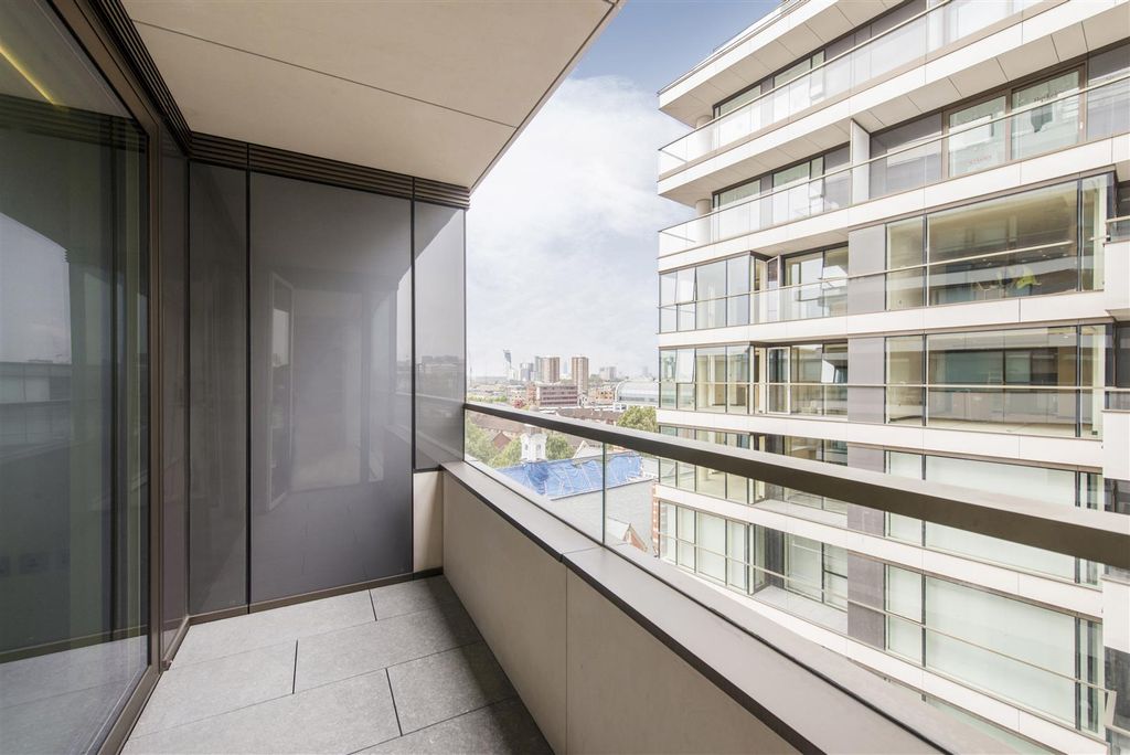 Property photo 3 of 18 Balcony.Jpg