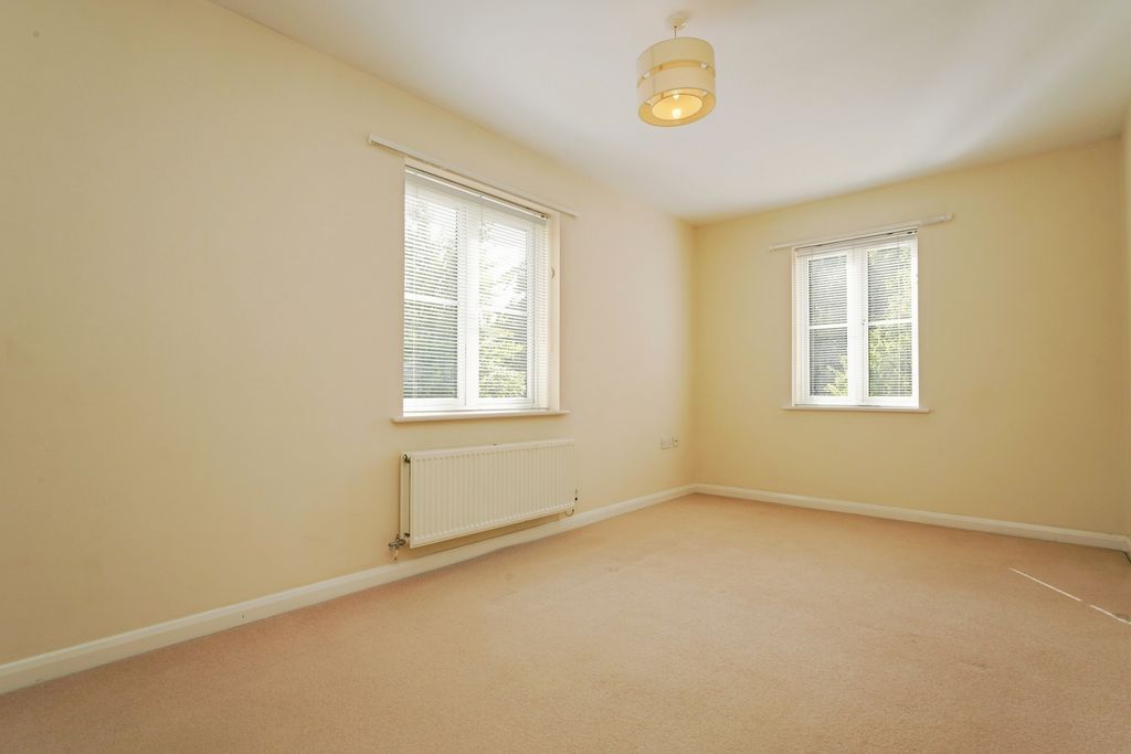 Property photo 3 of 15 Photo