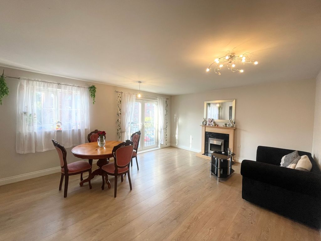 Property photo 3 of 7