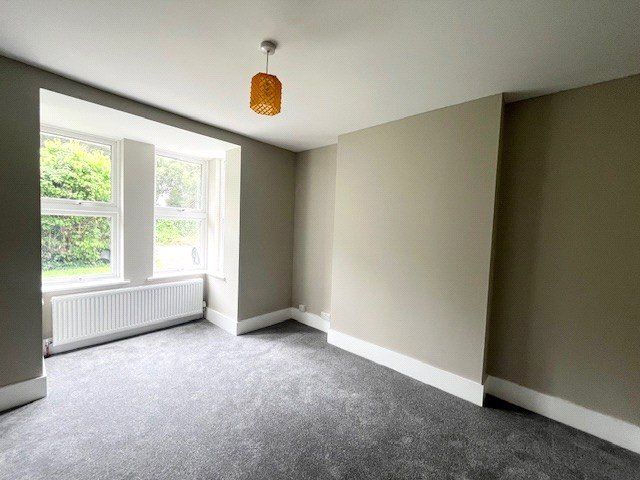 Property photo 2 of 11 Picture No. 12