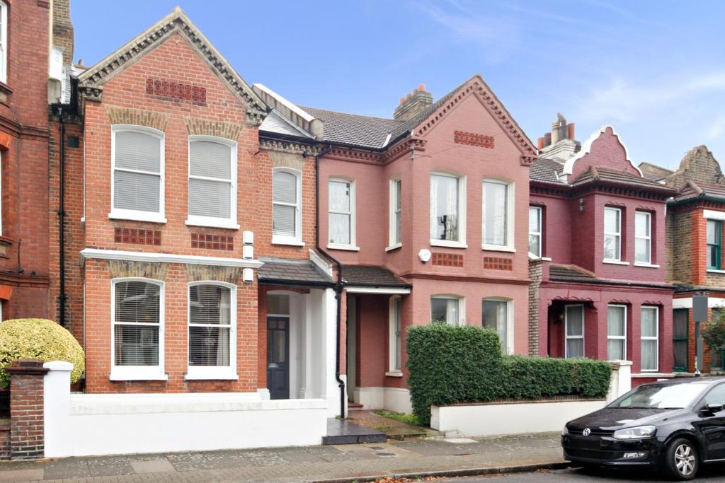 Property photo 3 of 9 Front Exterior