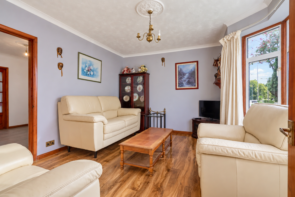 Property photo 2 of 15 Picture No. 24
