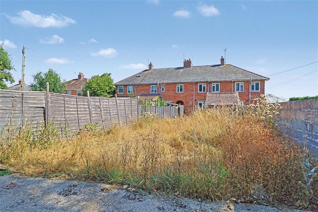 Property photo 2 of 5