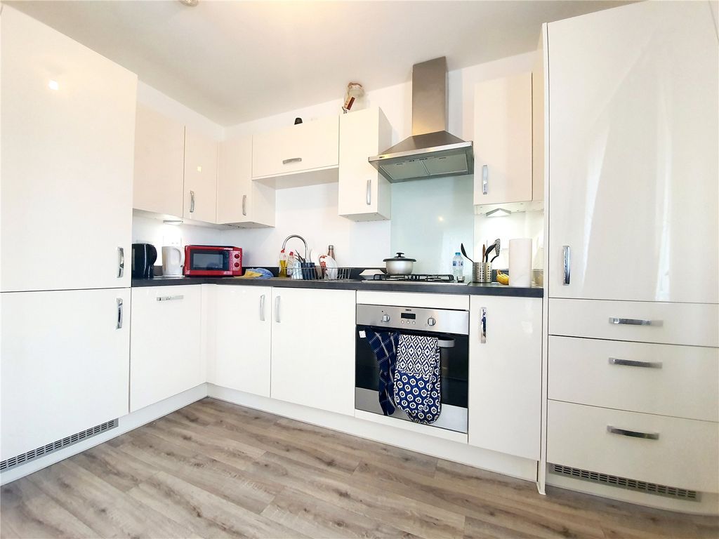 Property photo 3 of 23 Picture