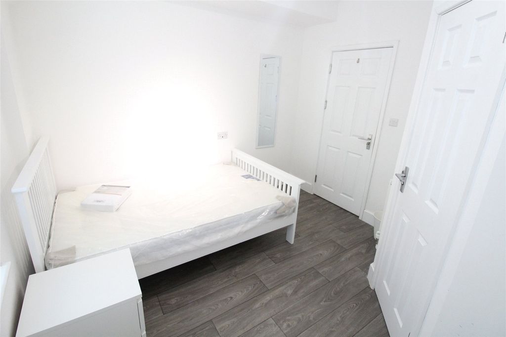 Property photo 1 of 10 Picture No. 01