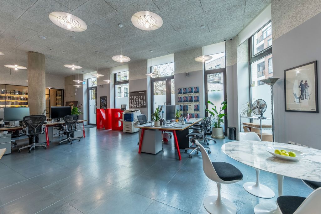 Property photo 3 of 5