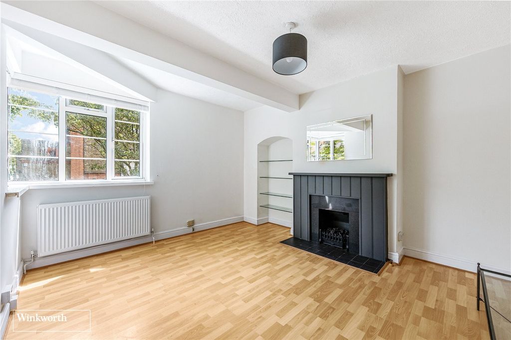 Property photo 2 of 11 Picture No. 01