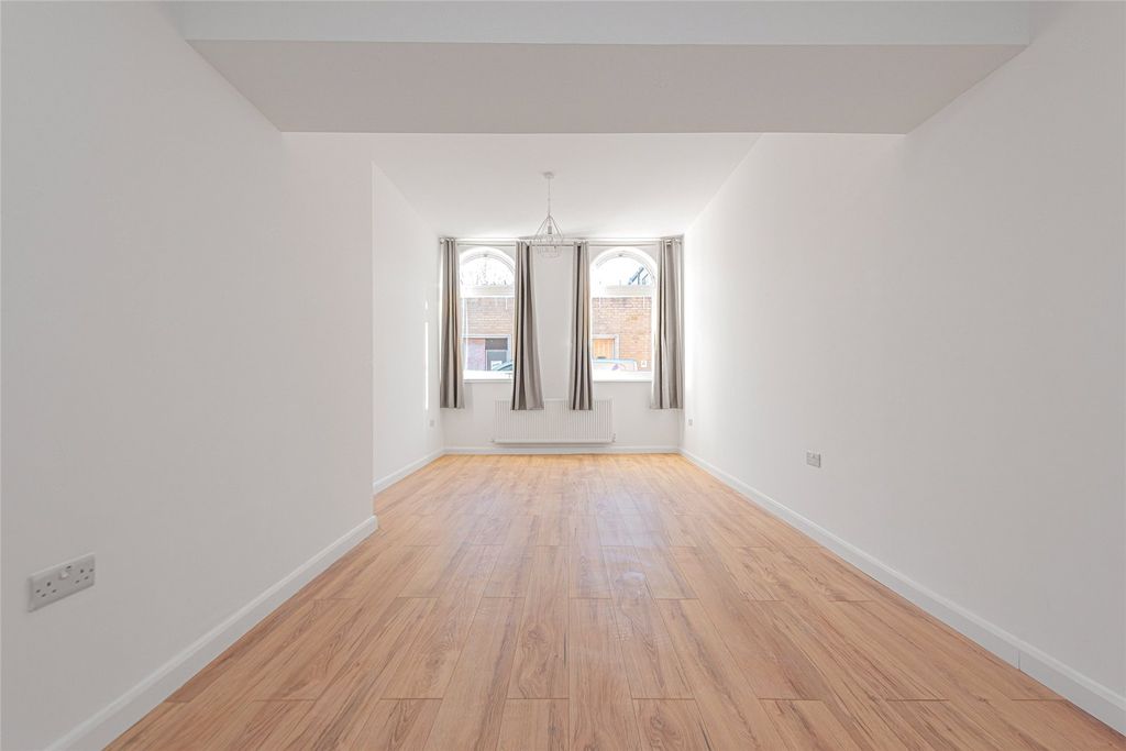 Property photo 3 of 7 Picture No. 03