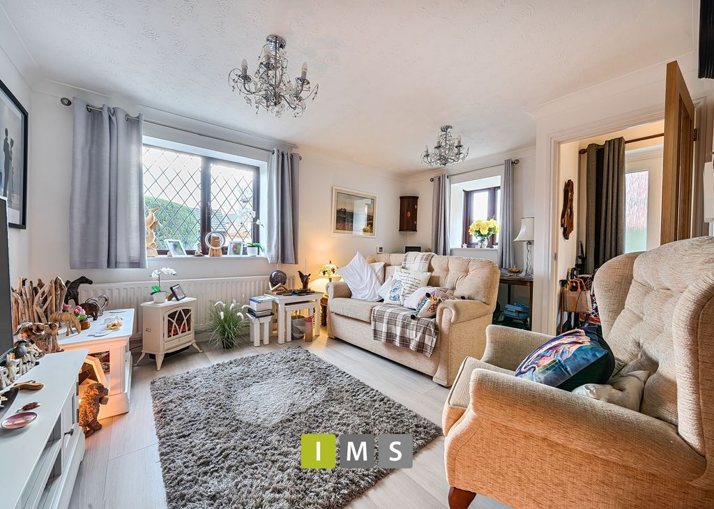 Property photo 3 of 19