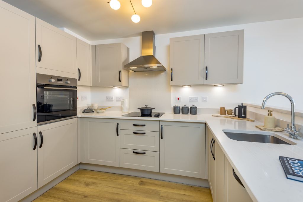 Property photo 2 of 10 Langstone Kitchen