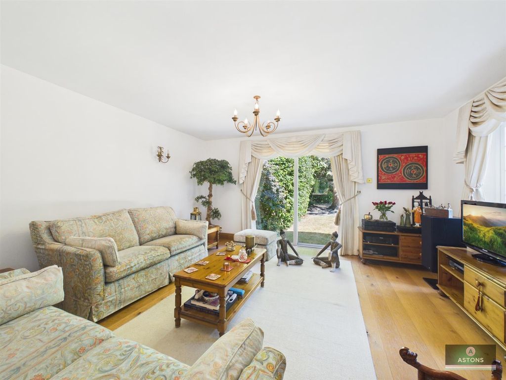 Property photo 3 of 28 Cam02067G0-Pr0366-Still004.Jpg