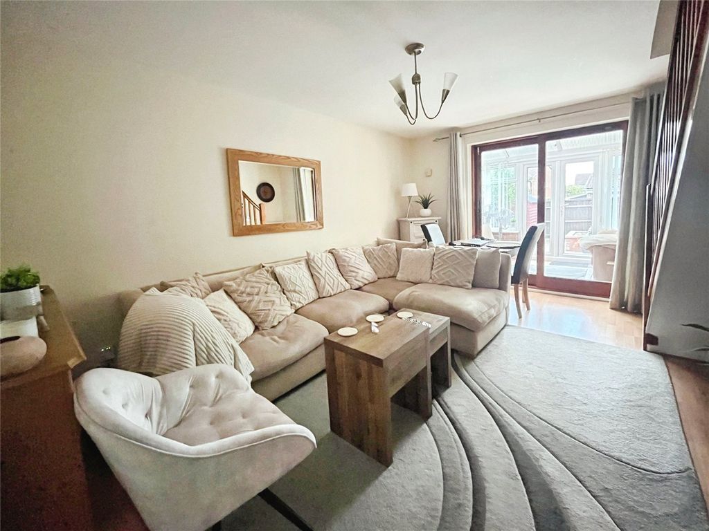 Property photo 2 of 11 Picture No. 03