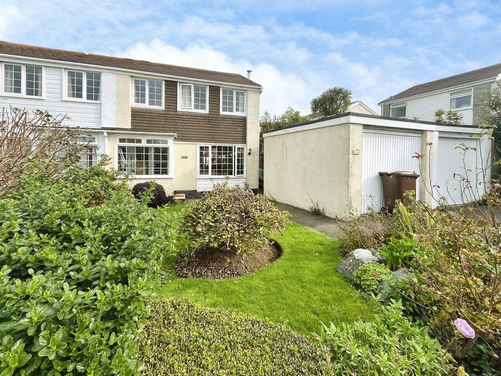 Property photo 1 of 11 Pbox-Img.Jpg