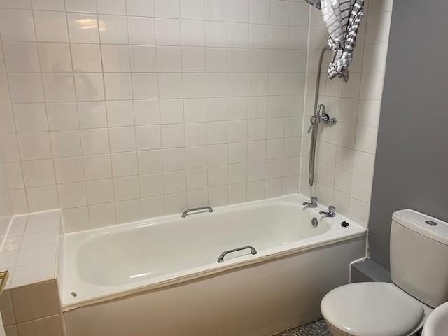 Property photo 2 of 20 Bathroom 3.Jpg