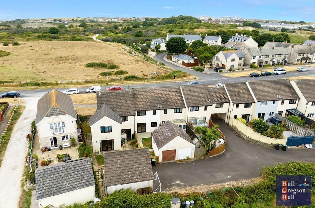 Property photo 1 of 21 84B0608c-37Bf-4d79-8468-cc15F8Ccb7Ff.Jpg