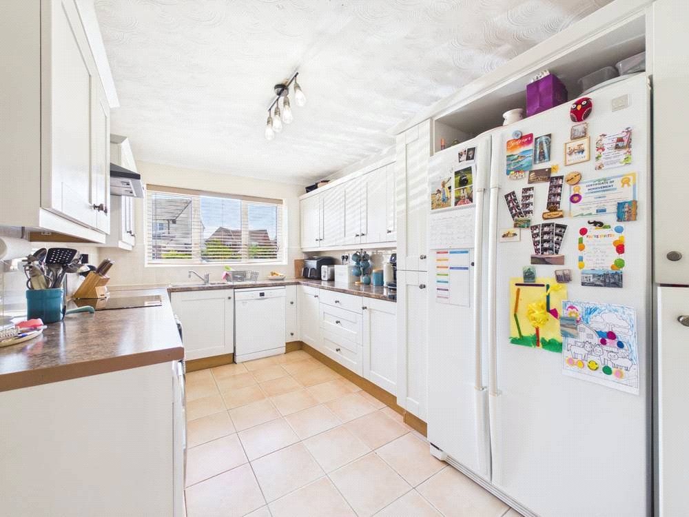 Property photo 3 of 11 Picture No. 02