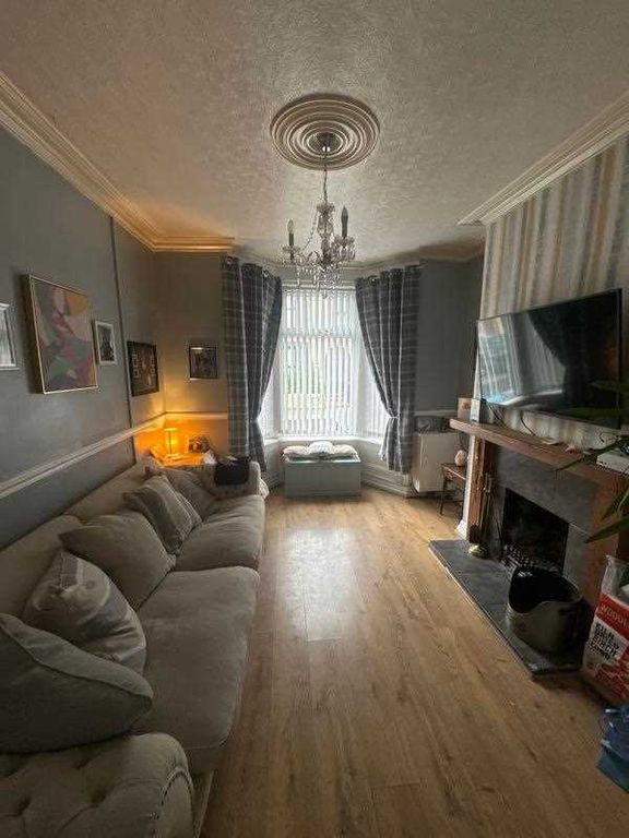 Property photo 2 of 3 Lounge