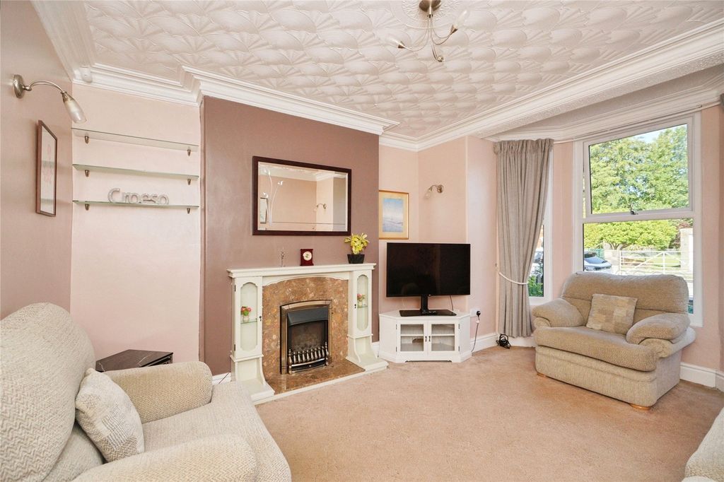 Property photo 2 of 16 Picture No. 08