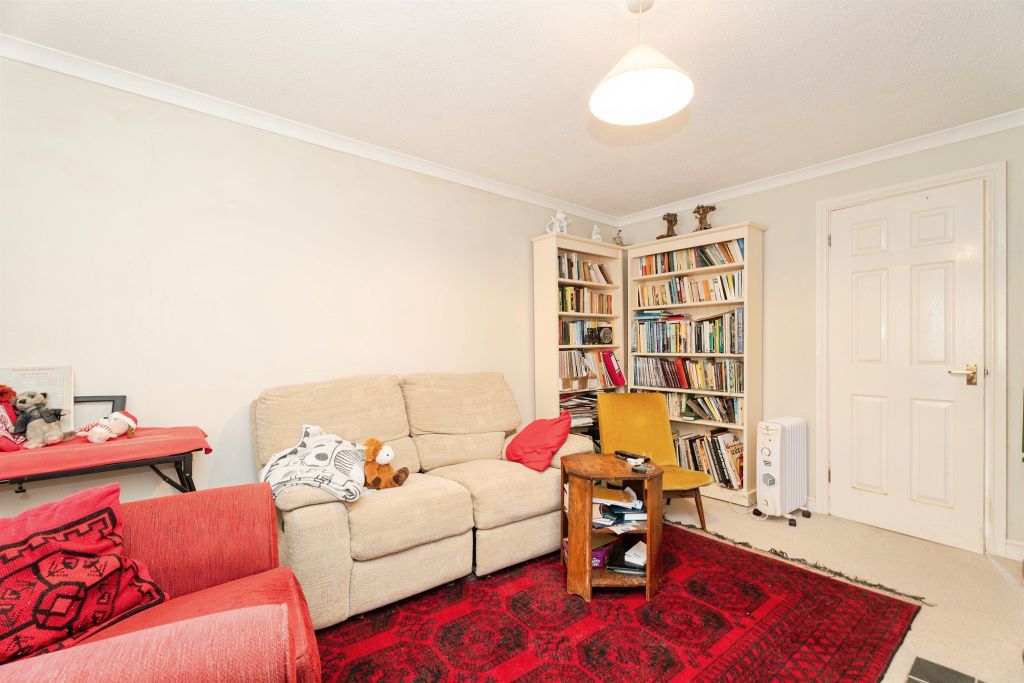 Property photo 3 of 16