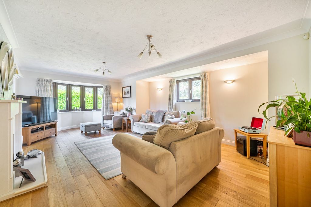 Property photo 3 of 17 Picture No. 34