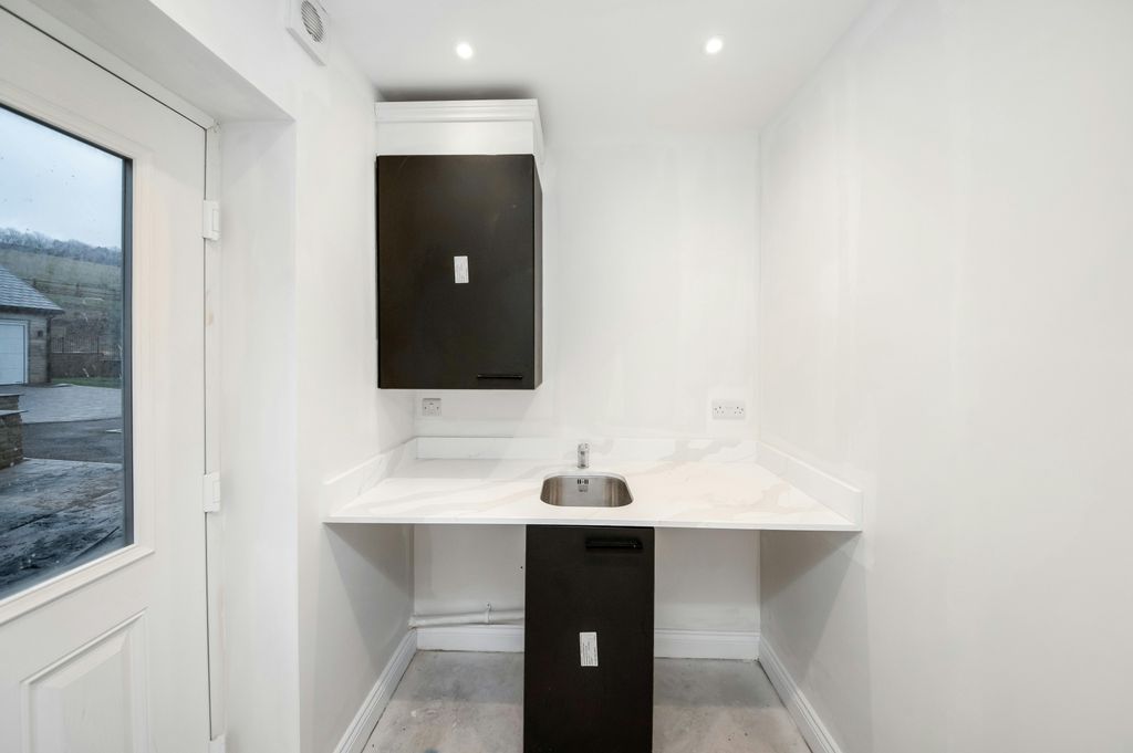 Property photo 2 of 3 Plot 633.Jpg