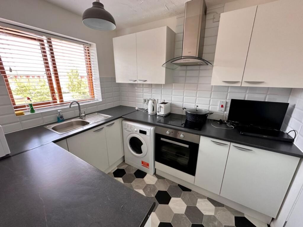 Property photo 2 of 7