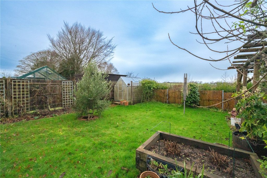 Property photo 2 of 23 Picture No. 10