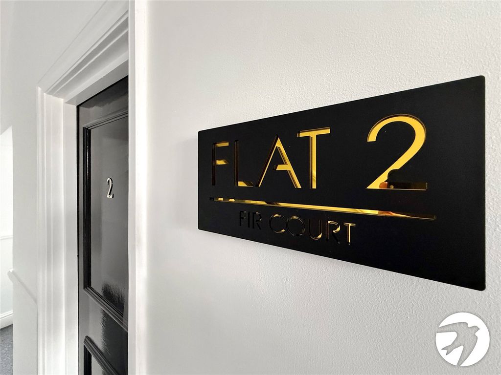 Property photo 2 of 17 Entrance