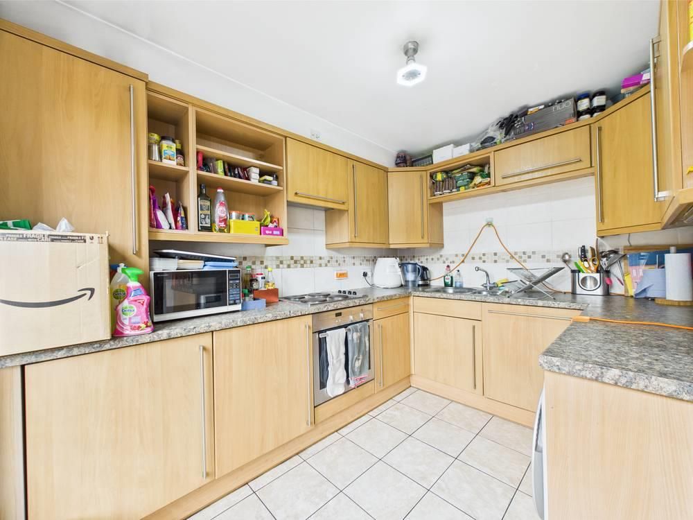 Property photo 3 of 8 Cam02664G0-Pr0102-Still006-Thumbnail-H750-70.Jpg