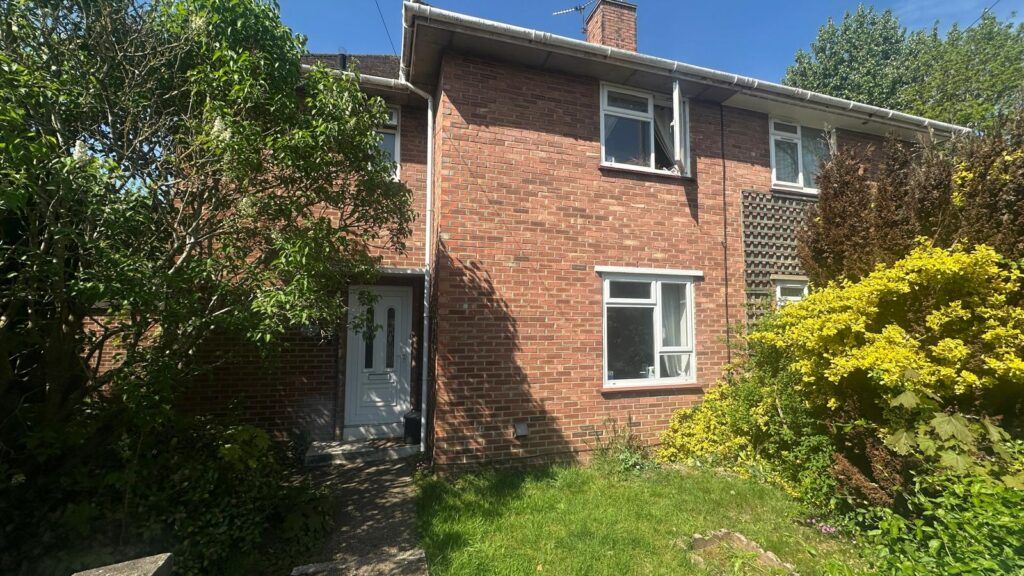 Property photo 3 of 11