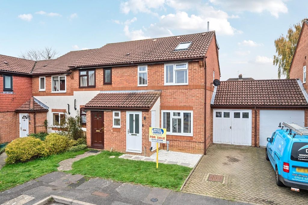 Property photo 1 of 19 1375253-1-690Dec401d86B.Jpg