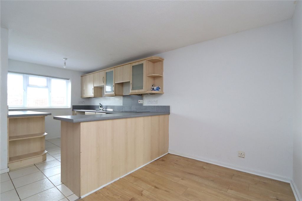 Property photo 2 of 13 Picture No. 08