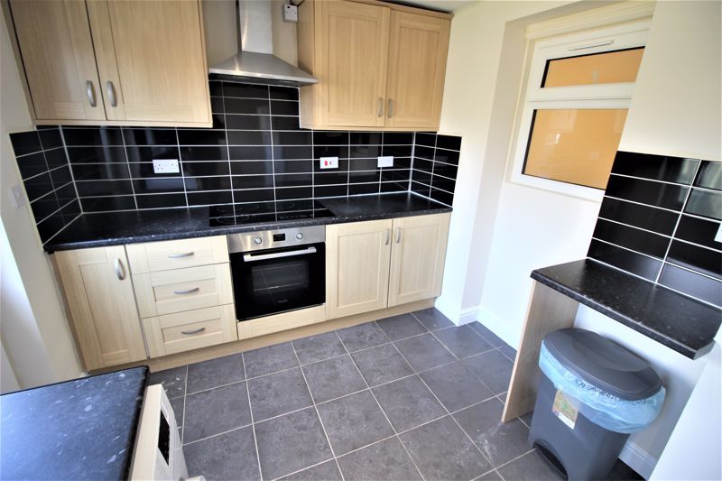 Property photo 3 of 6 Photo 8