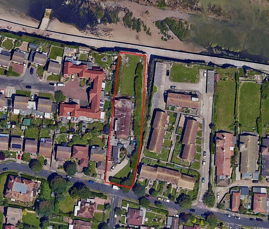 Property photo 2 of 21