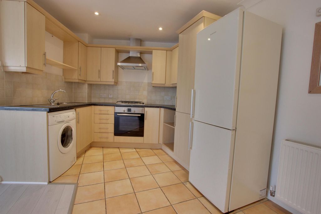 Property photo 2 of 10 Picture No. 04