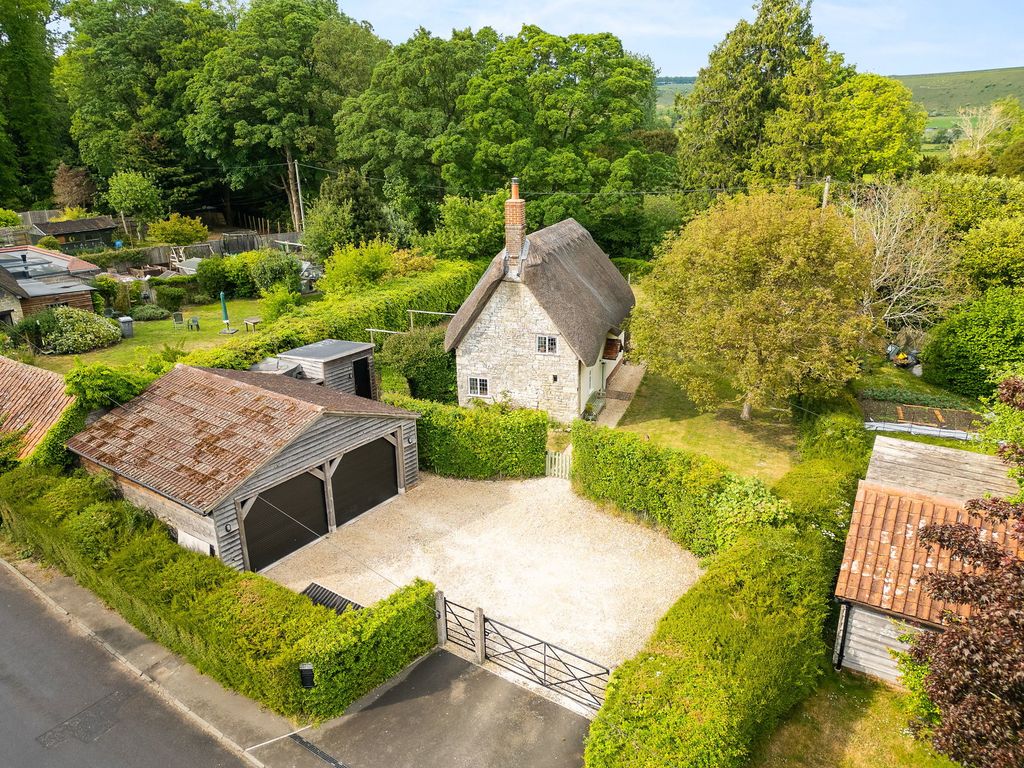 Property photo 1 of 24