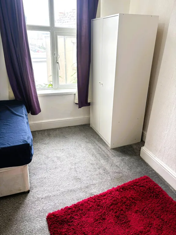 Llanbleddian Gardens, Cardiff CF24 – pohled 6